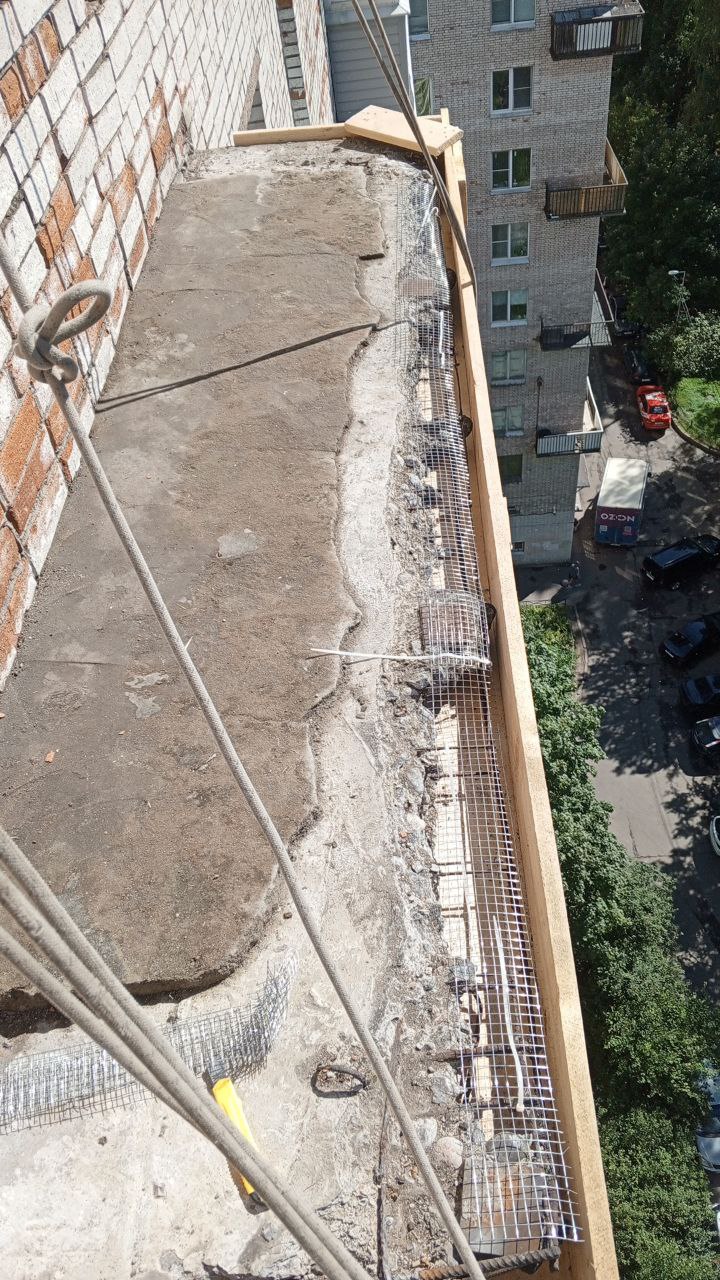 Pемонт козырька балкона